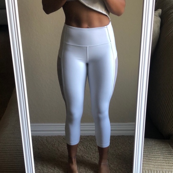 Lululemon Capri Leggings - Picture 1 of 4
